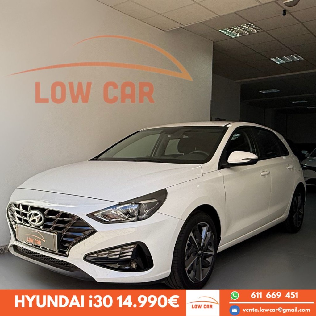 HYUNDAI i30